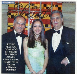 El Nuevo Herald Newspaper, Domingo Social, February 1, 2004