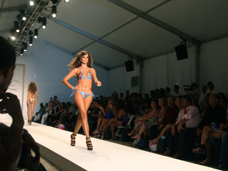 Ed-Hardy-Show-at-Miami-Swim-Week-7-19-08-1_crop-right_color-balance_sharpen2x